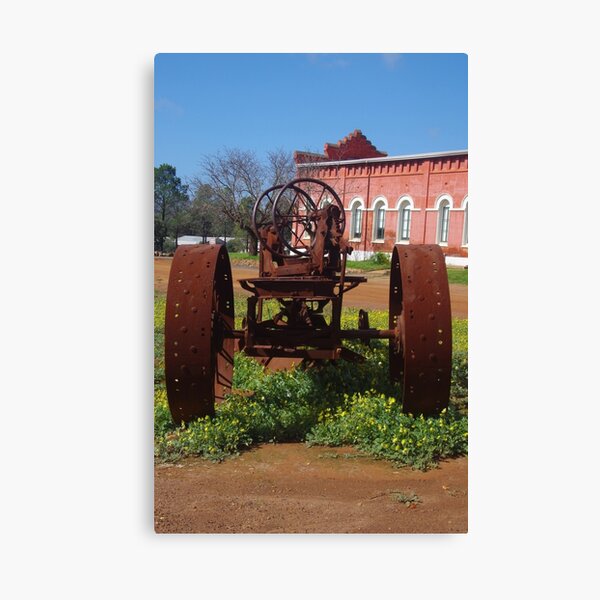 Aperçu de l'œuvre Rusted Tractor créée et vendue par lezvee.