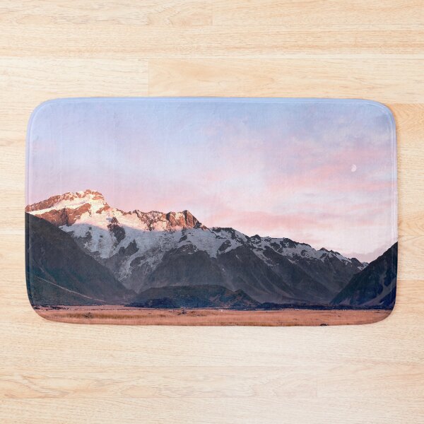 Artikelvorschau, Sonnenaufgang über Aoraki / Mount Cook. 4 entworfen und verkauft von Alex Preiss.