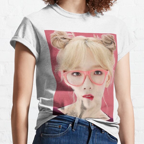 Rockatee Pink (P!nk) Colorful Art T-Shirt