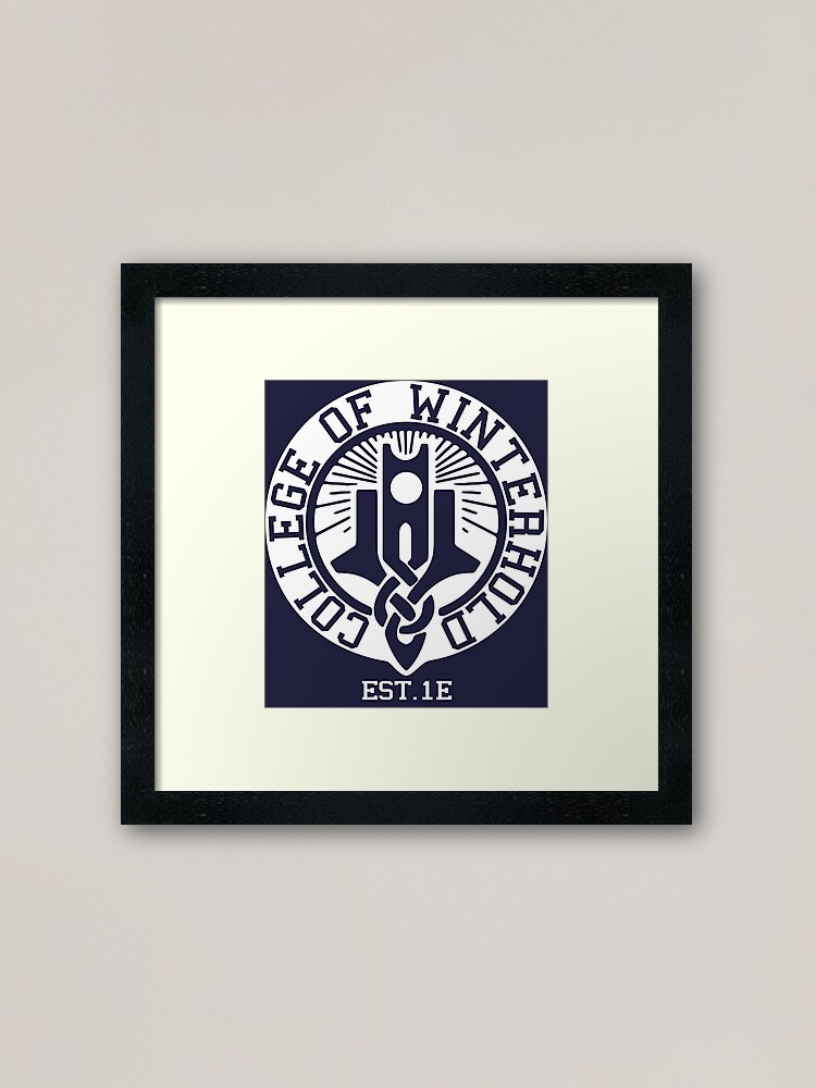"College of Winterhold Est. 1E (weiß)" Gerahmter Kunstdruck von
