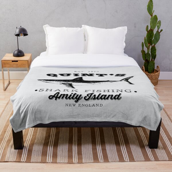 Quints Shark Fishing (black mono) Throw Blanket