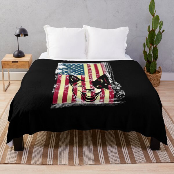 Artikelvorschau, Schäferhund-Inhaber-Hundemamma-Hundevati-amerikanische Flagge entworfen und verkauft von BiagioDeFranco.
