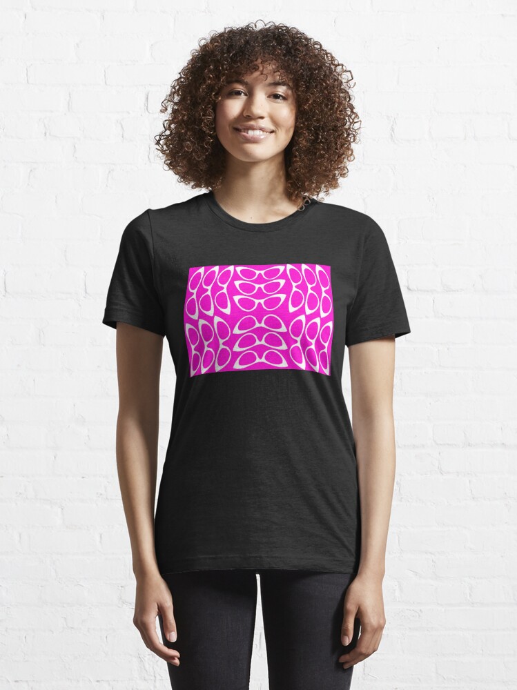 fuchsia t shirt