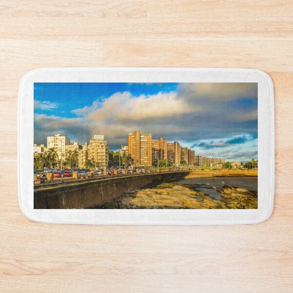 Artikelvorschau, Städtische Küstenlandschaft, Montevideo, Uruguay entworfen und verkauft von DFLC Prints.