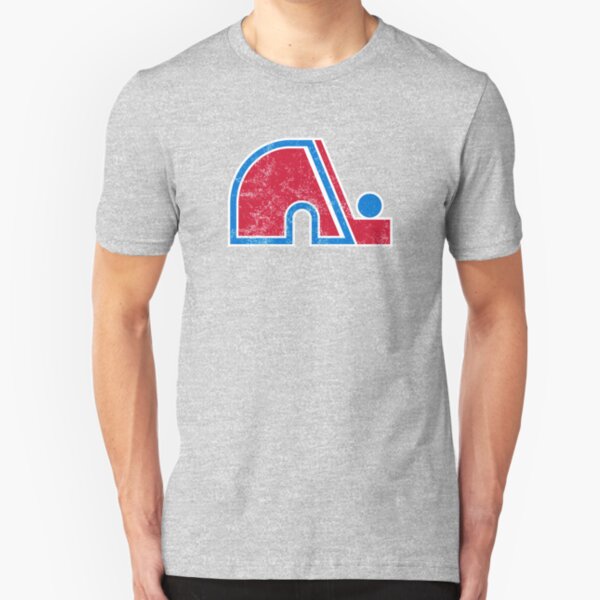 Quebec Nordiques Distressed Logo - Defunct Hockey Team - The Northerners - Nordiques de Québec - Canadian Hockey Slim Fit T-Shirt