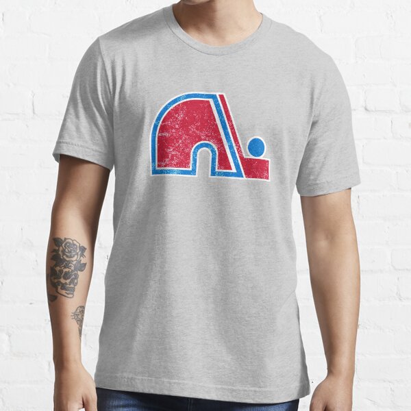 Logo des Nordiques de Québec en difficulté - Équipe de hockey défunt - Les Nordistes - Nordiques de Québec - Hockey canadien T-shirt essentiel