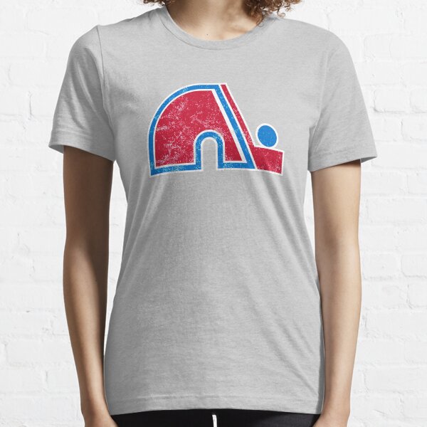 Quebec Nordiques Distressed Logo - Defunct Hockey Team - The Northerners - Nordiques de Québec - Canadian Hockey Essential T-Shirt
