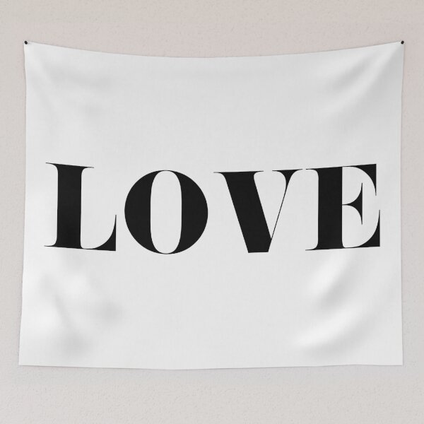 Aperçu de l'œuvre Love Black Bold Font créée et vendue par tshirtstylist.