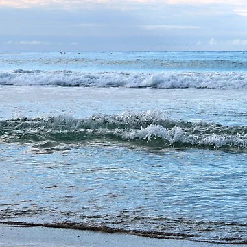 Artwork thumbnail, Wave Upon Wave by Tracy Engle