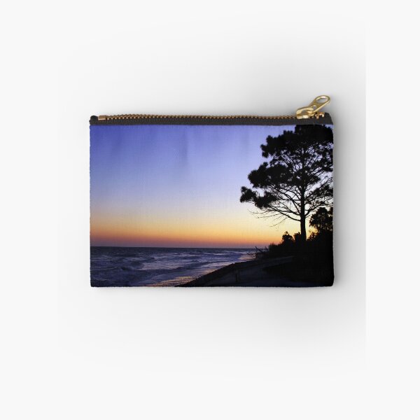Artikelvorschau, SC)
* Sei still und wisse, dass ich Gott bin *
(Psalm 46:10)
Durch:
Terri ~ Lynn
! http: //ih0.redbubble.net/image.9072443.2137/fp entworfen und verkauft von tbealle.