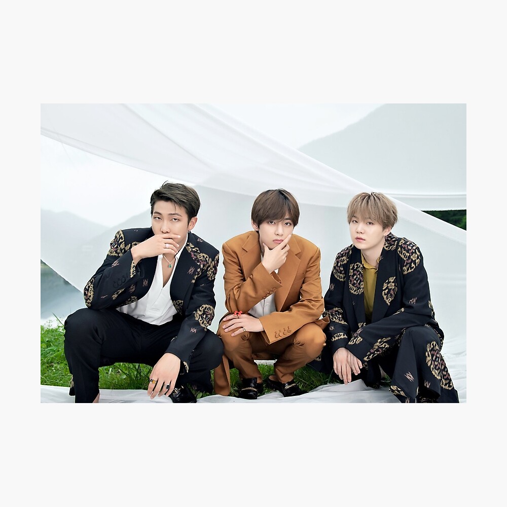 BTS Taehyung Suga and RM - Group Photo 2019