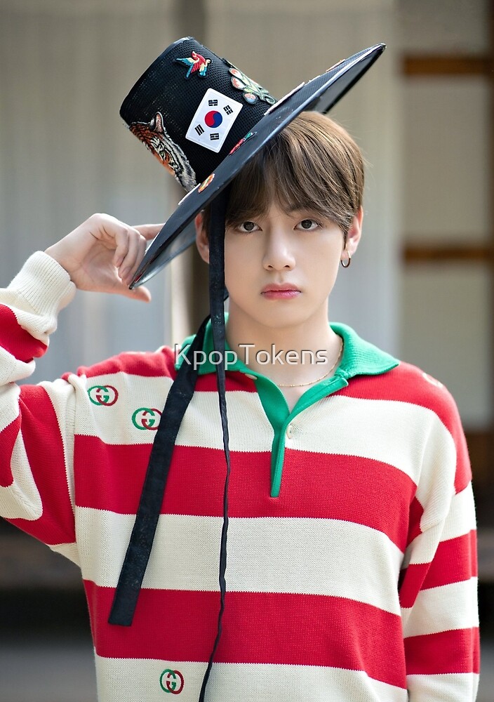 BTS V - Kim Taehyung w/ Korean hat 2019 