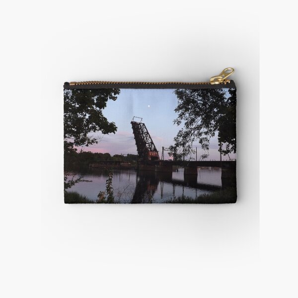 Aperçu de l'œuvre Pont à bascule de Crook Point, Providence, RI créée et vendue par endomentalArtistry.