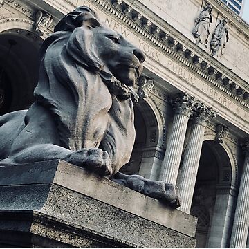 Library Lion: NYPL Vintage Inspired T-shirt