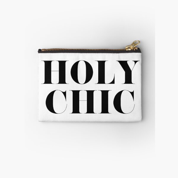 Aperçu de l'œuvre Saint Chic créée et vendue par tshirtstylist.
