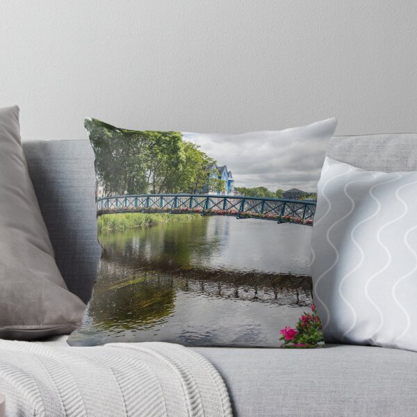 Artikelvorschau, Brücke über den Fluss Garavogue, Sligo, Irland entworfen und verkauft von Sarah McPherson.