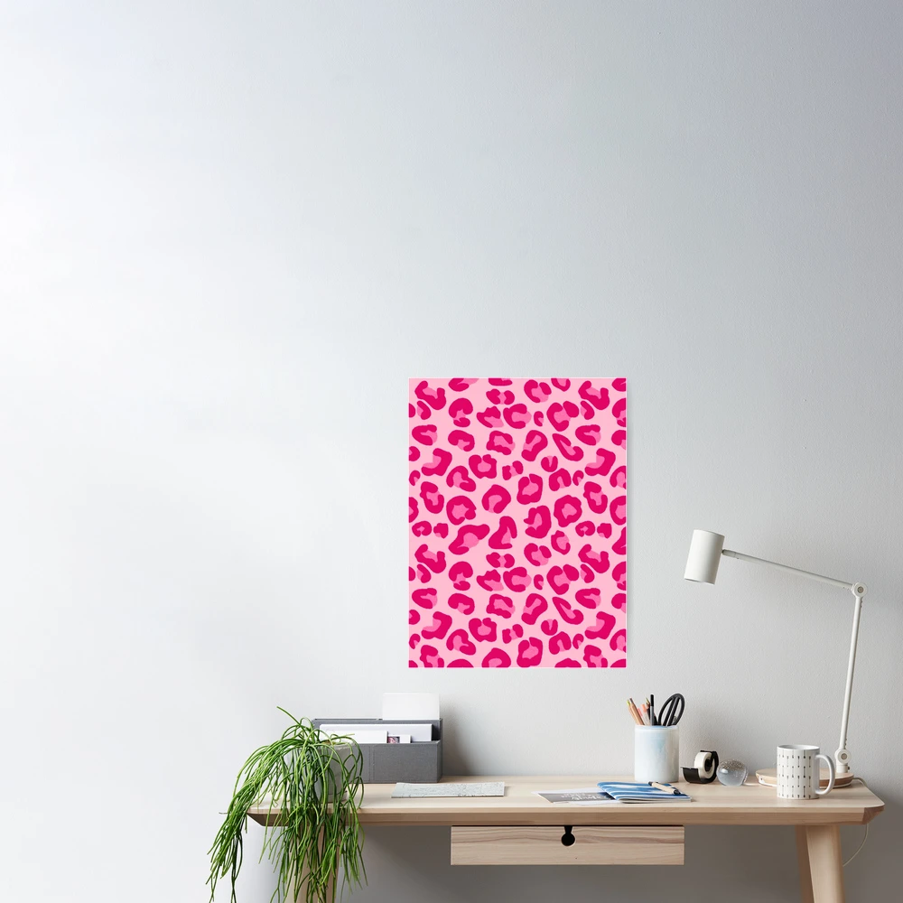Leopard Print in Pastel Pink, Hot Pink and Fuchsia Wallpaper by mm