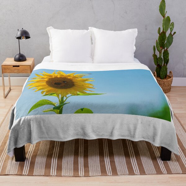 Item preview, the lone sunflower wasp and bee designed and sold by kwn1804.