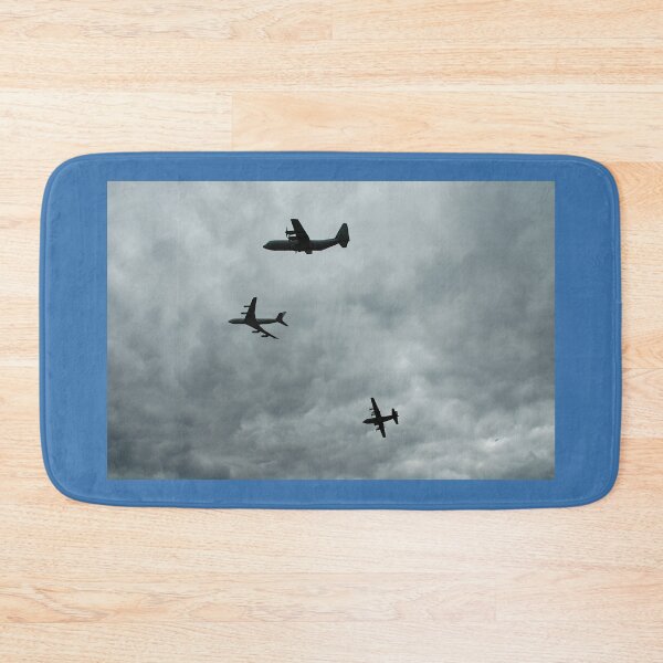 Item preview, Formation Break of 707 + 2 Hercules,2006  designed and sold by muz2142.