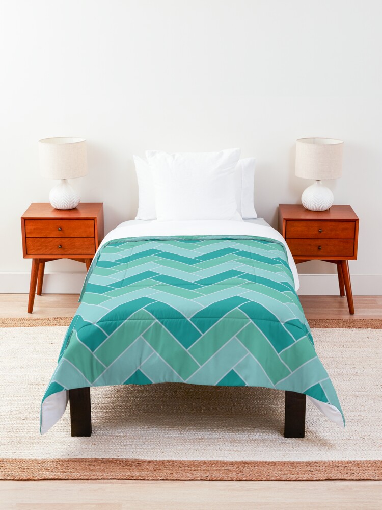Alternate view of Geometric Pattern: Herringbone: Moss Comforter