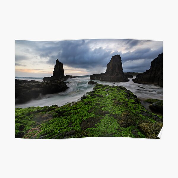 Cloudy kiama Morning Poster