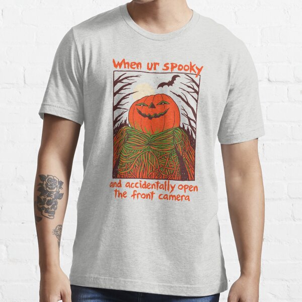Spooky Selfie Essential T-Shirt