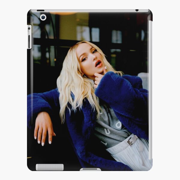 Dove Cameron iPad Snap Case