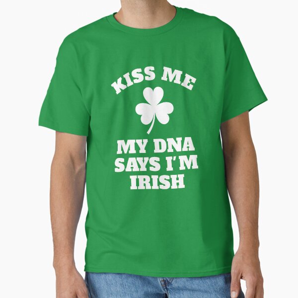 Artikel-Vorschau von St. Patricks Day - Küss mich Meine DNA sagt, ich bin Ire, designt und verkauft von EstelleStar.