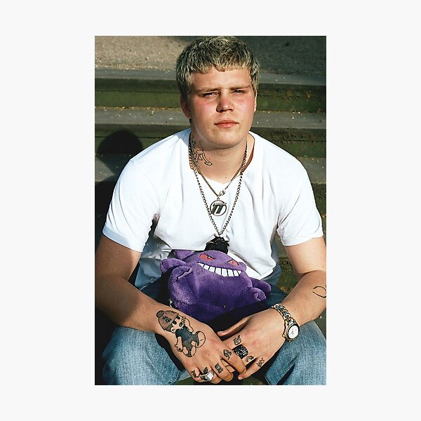 Artikel-Vorschau von Yung Lean, designt und verkauft von corporatehogwig.