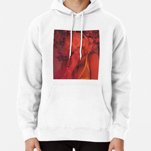 Kylie jenner hotsell orange hoodie