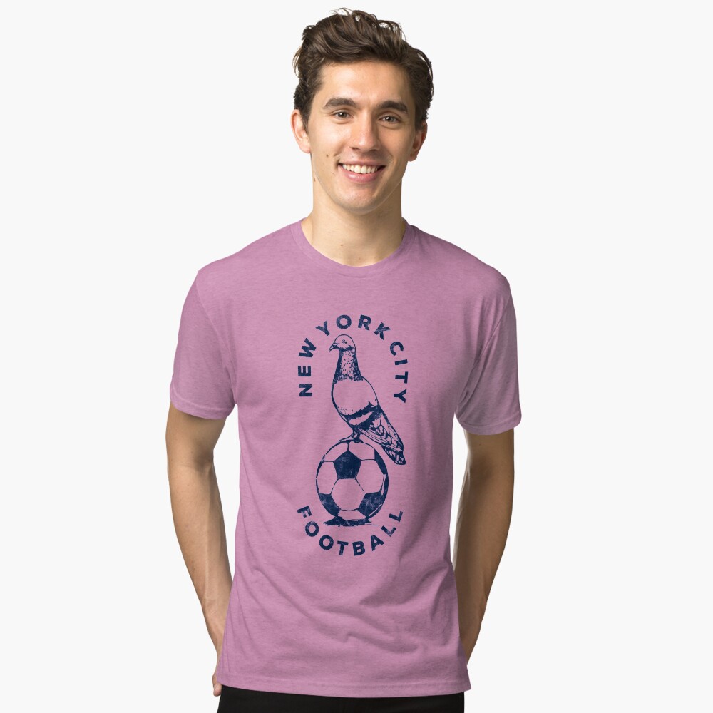 Artikel-Vorschau von Vintage T-Shirt, designt und verkauft von ObsidianFox.