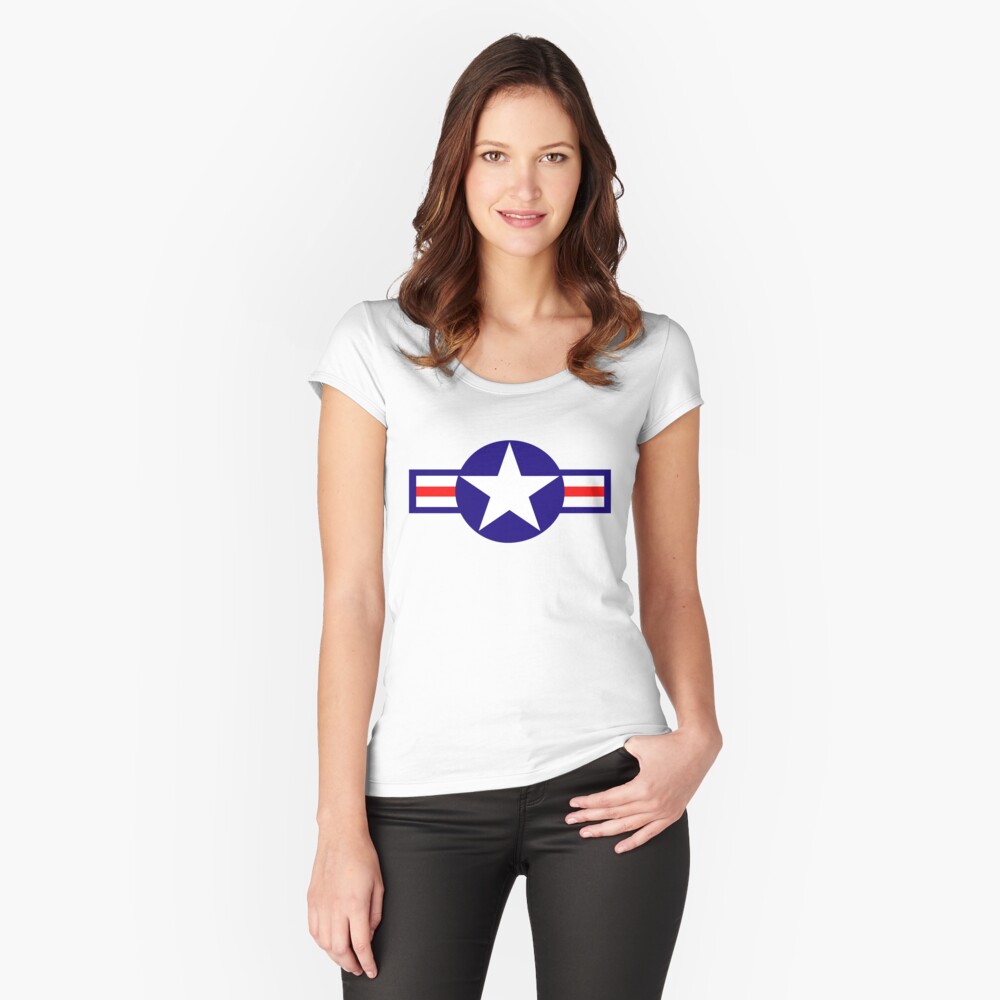 Vista previa del artículo con la obra «Camiseta entallada de cuello ancho», diseñado y vendido por MagicRoundabout.