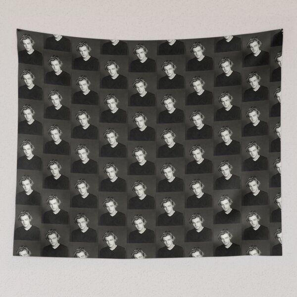 Item preview, Handsome Leonardo Dicaprio designed and sold by InvestorQuotes.