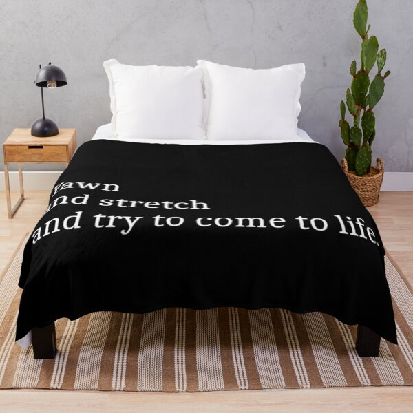 Item preview,  lanzado en 1980. Elegí estas palabras solo porque me hablan como ninguna otra canción.

La lucha es real designed and sold by junepillows.