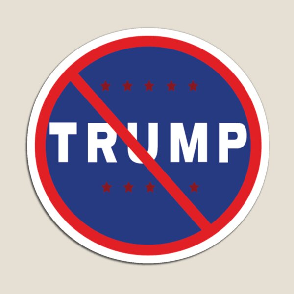 Vista previa del artículo con la obra «Nombre tachado anti-Trump», diseñado y vendido por MainsleyDesign.