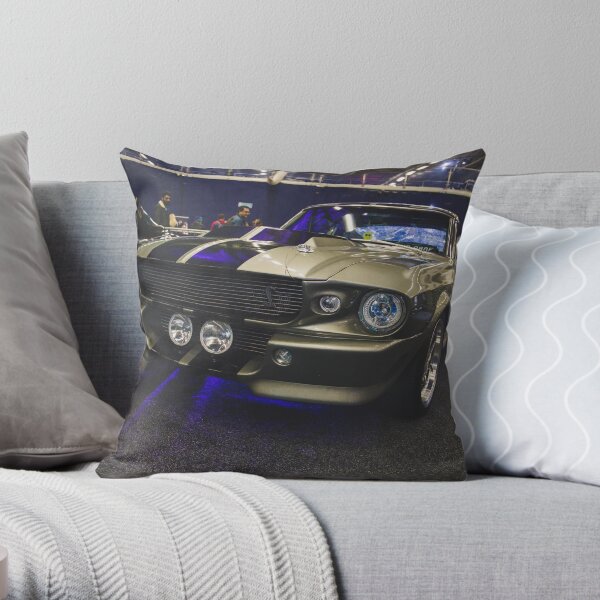 FORD MUSTANG ELEANOR SHELBY GT500 1967 Throw Pillow