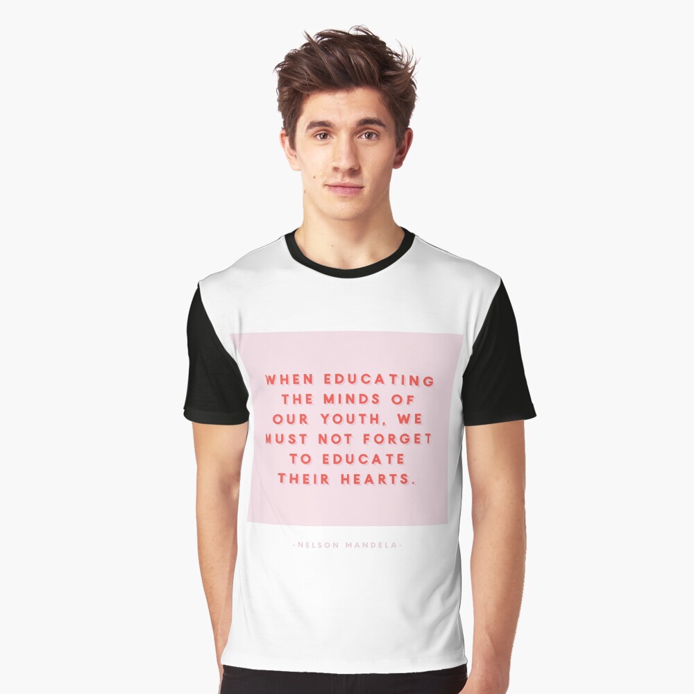 Vista previa del artículo con la obra «Camiseta gráfica», diseñado y vendido por EvyStickersx.