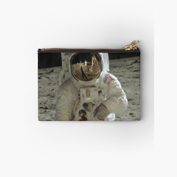 Artikelvorschau, Mann auf dem Mond - Neil Armstrong entworfen und verkauft von RogerMurdock.