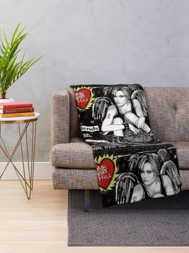 Alternate view of One Tree Hill Friends with Benefit Throw Blanket
