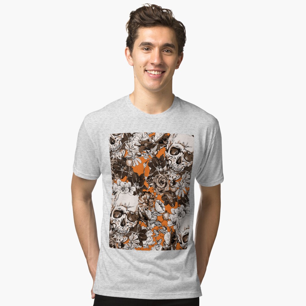 Aperçu de l'œuvre T-shirt chiné créée et vendue par magicdreams.
