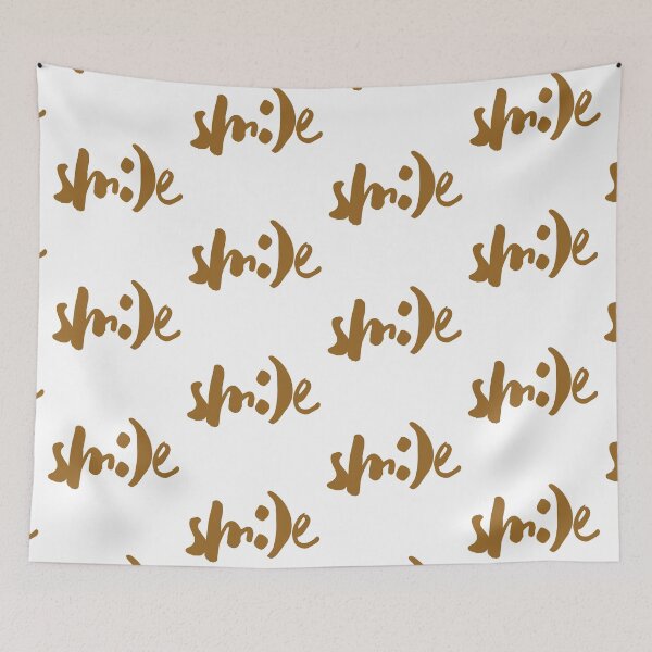 Artikelvorschau, Motivational Inspirational and Positive quote - smile typography text art by Word Fandom - wordfandom entworfen und verkauft von Kerry Pritchard.