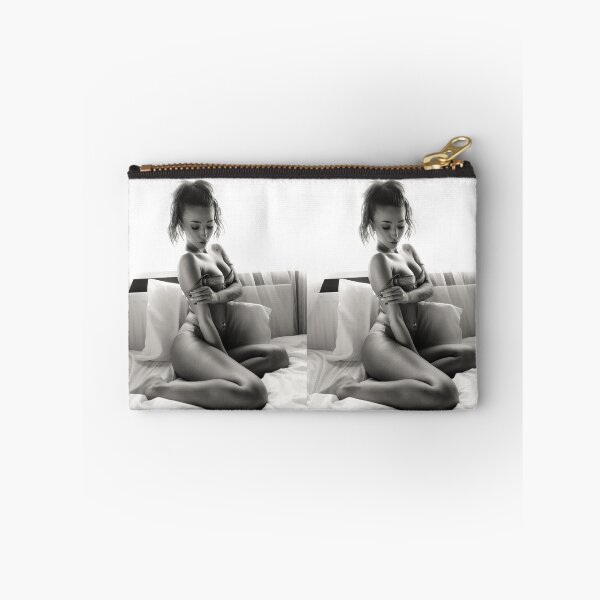 Artikelvorschau, Dessous Boudoir Mono entworfen und verkauft von Calvin James.