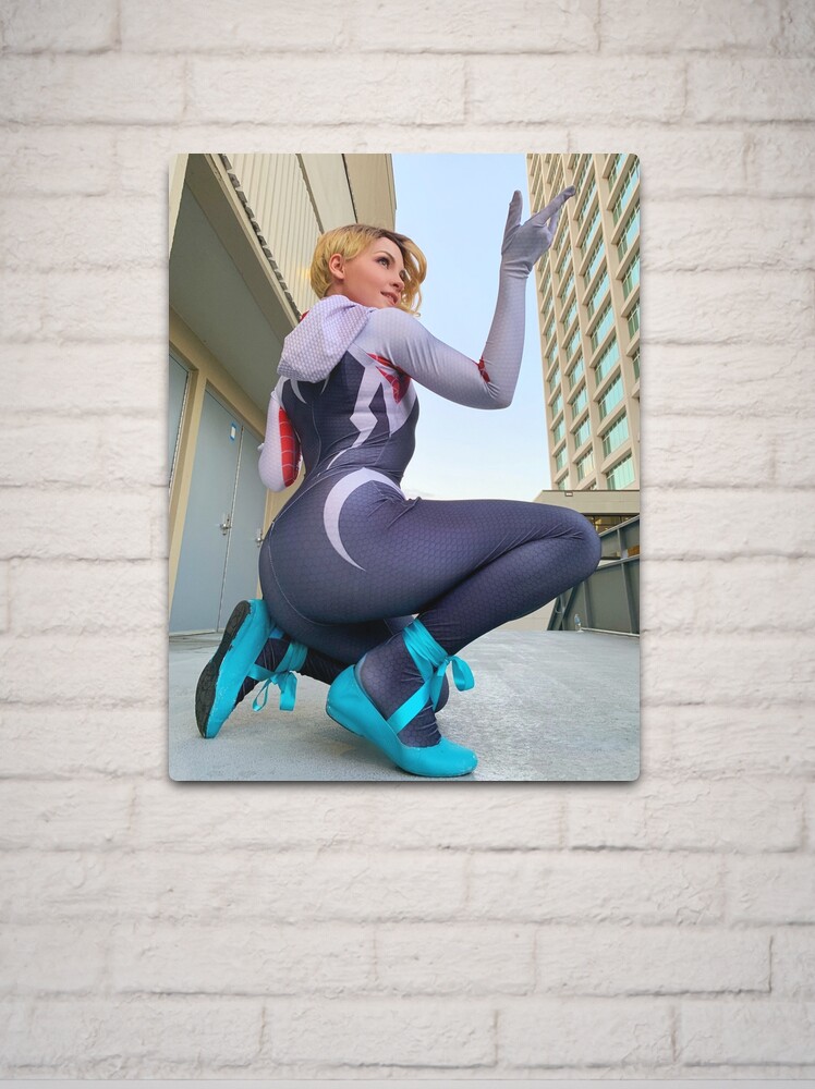 Spider-Gwen Cosplay