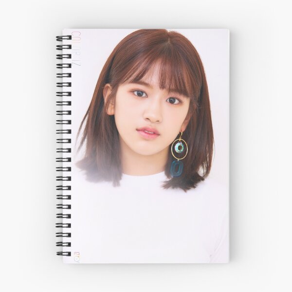 Artikelvorschau, IZ*ONE LA VIE EN ROSE YUJIN entworfen und verkauft von PD101EMPORIUM.