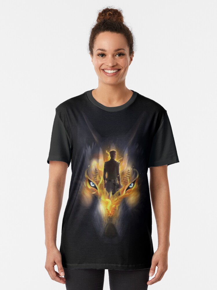 Imagen 2 de 5, Camiseta gráfica con la obra Dume, diseñada y vendida por Aly-en.