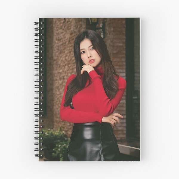 Artikelvorschau, IZ * EIN VAMPIR HYEWON entworfen und verkauft von PD101EMPORIUM.