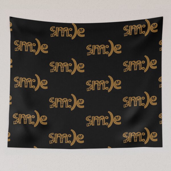 Artikelvorschau, Motivational Inspirational and Positive quote - smile typography text art by Word Fandom - wordfandom entworfen und verkauft von Kerry Pritchard.
