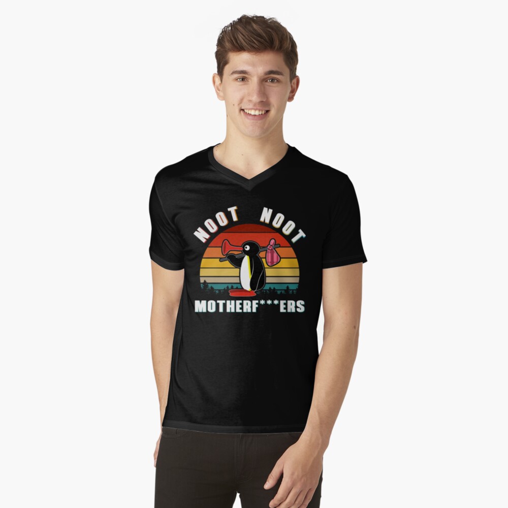 Vista previa del artículo con la obra «Camiseta de cuello en V», diseñado y vendido por leerose60.