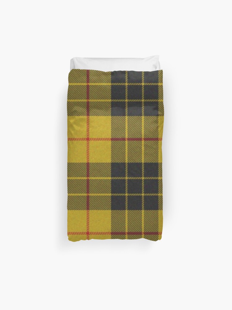 yellow kilt