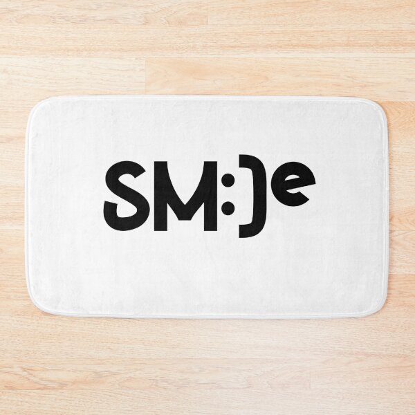 Artikelvorschau, Motivational Inspirational and Positive quote - smile typography text art by Word Fandom - wordfandom entworfen und verkauft von Kerry Pritchard.